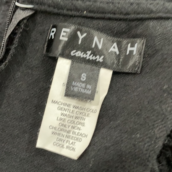 Reynah couture black sleeveless dress - Picture 4 of 5